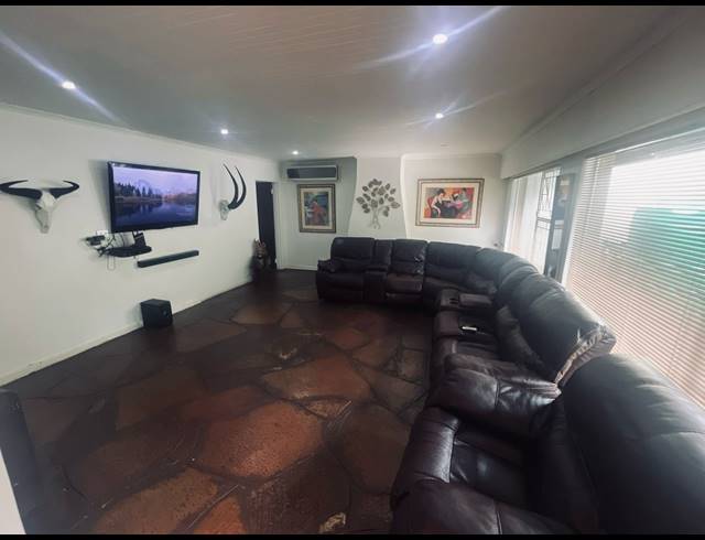 4 BEDROOM FREEHOLD FOR SALE IN DALPARK PROPER